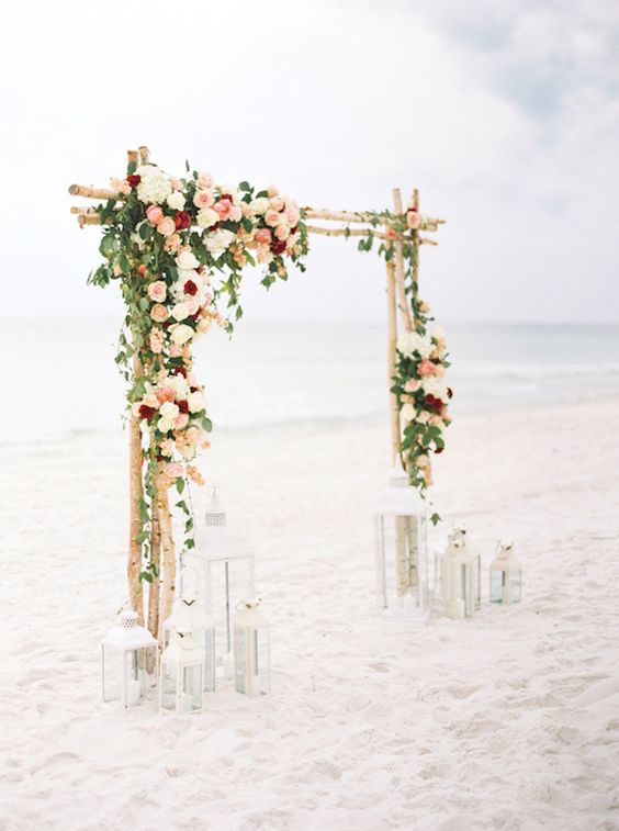 Beach Wedding Decorations and Themes