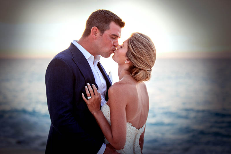 Pros and Cons of Getting Married on a Boat